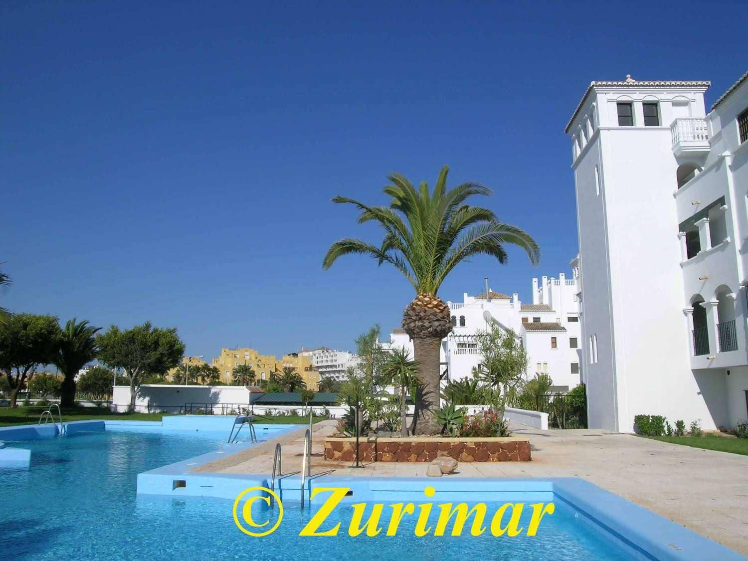 Apartment for sale in Roquetas de Mar with pool garage - € 269,500 (Ref: 9629213)