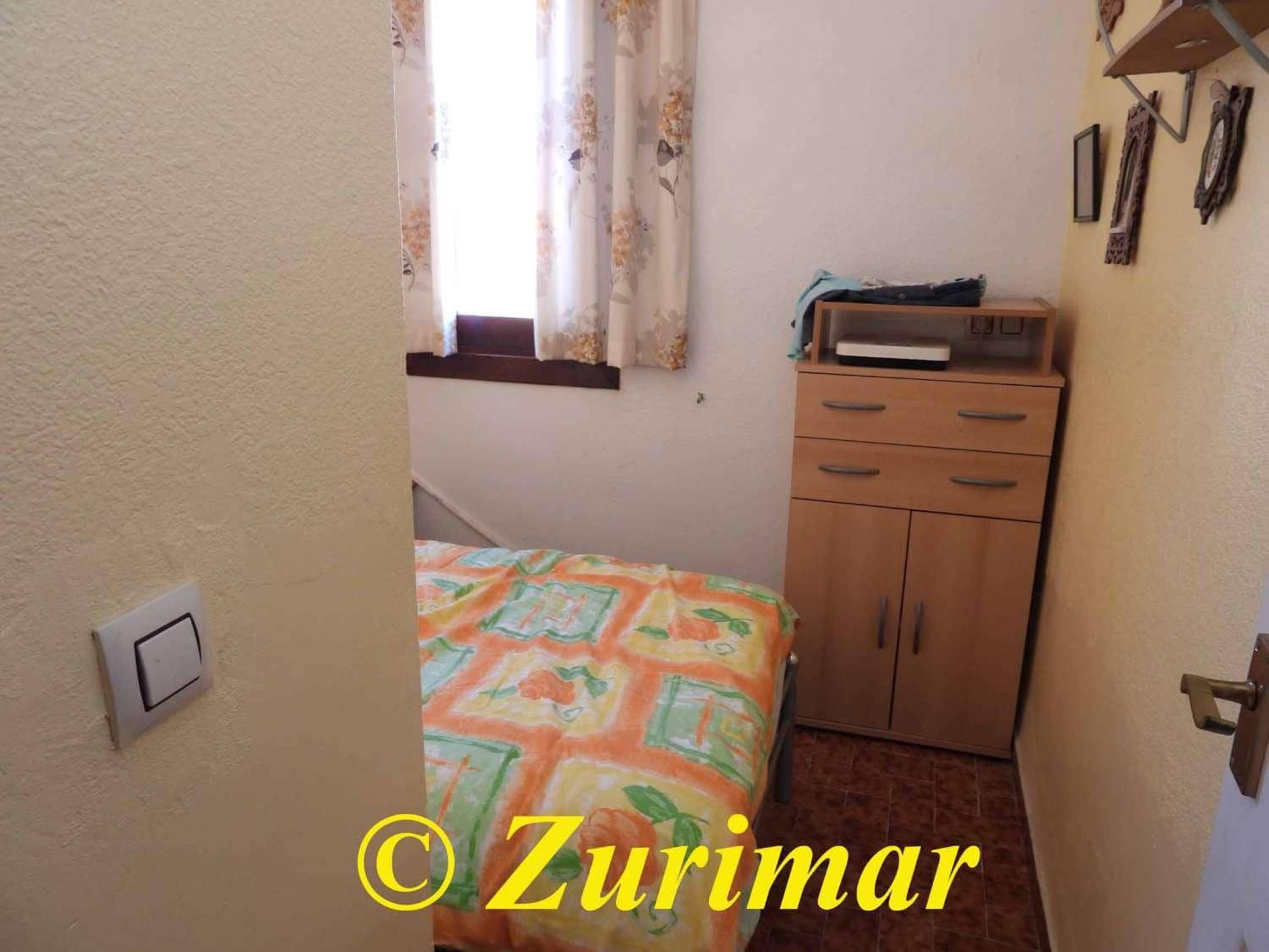 4 Zimmer Apartment zu verkaufen in Roquetas de Mar mit Pool - 260.000 € (Ref: 9643691)