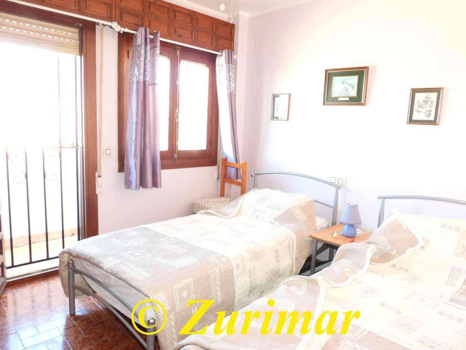 4 slaapkamer Appartement te koop in Roquetas de Mar met zwembad - € 255.000 (Ref: 9643691)