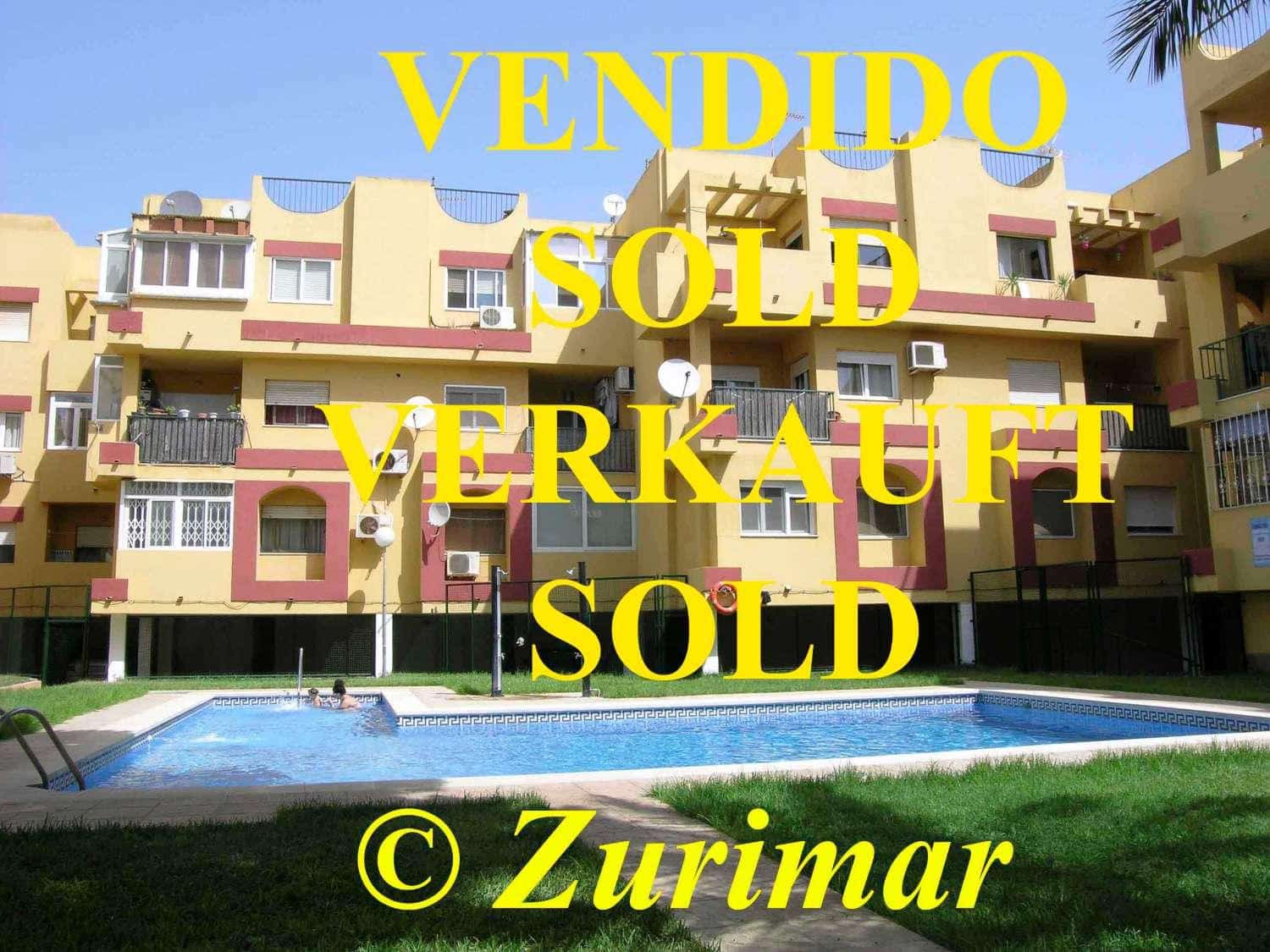 2 bedroom Apartment for sale in Roquetas de Mar with pool - € 137,000 (Ref: 9654267)