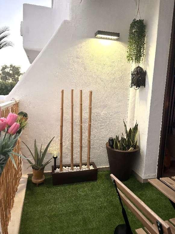 2 bedroom Apartment for sale in Roquetas de Mar with pool - € 220,000 (Ref: 9721028)