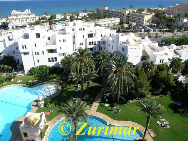 Apartamento de 2 habitaciones en Roquetas de Mar en venta con piscina - 220.000 € (Ref: 9721028)