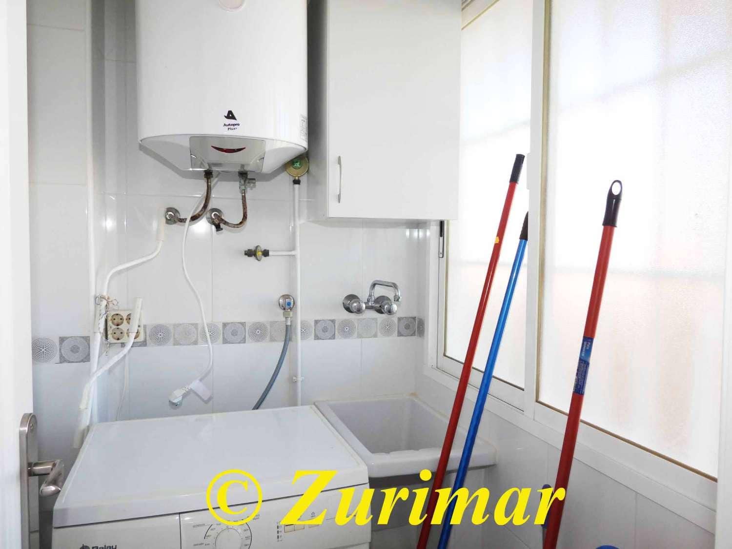 1 bedroom Apartment for sale in Roquetas de Mar with pool - € 135,000 (Ref: 9721029)