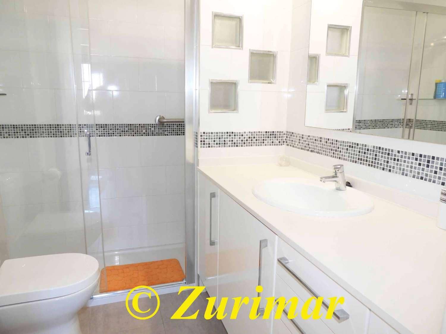 1 bedroom Apartment for sale in Roquetas de Mar with pool - € 135,000 (Ref: 9721029)