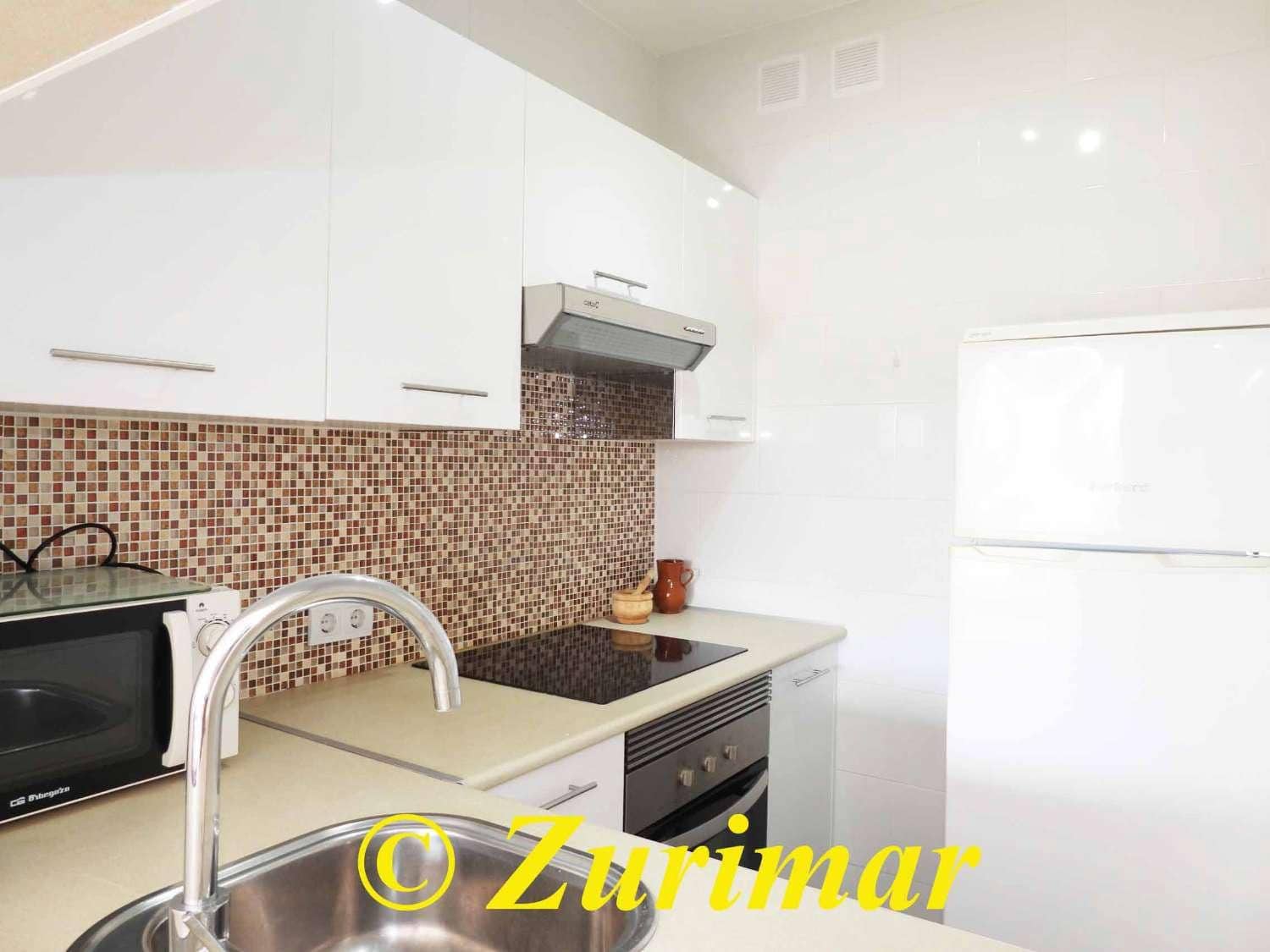 1 bedroom Apartment for sale in Roquetas de Mar with pool - € 135,000 (Ref: 9721029)
