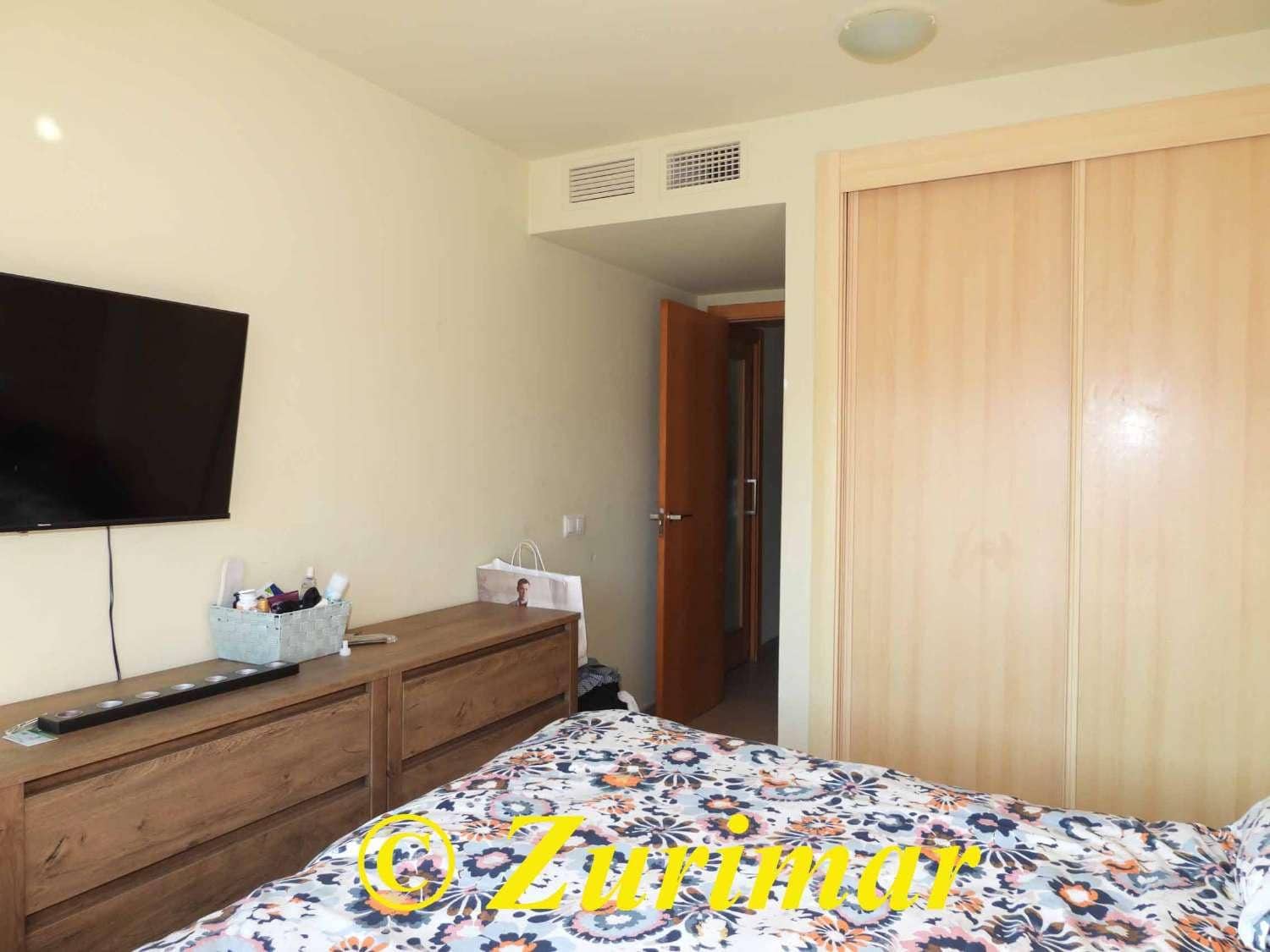 3 Zimmer Apartment zu verkaufen in Roquetas de Mar mit Pool Garage - 250.000 € (Ref: 9727652)