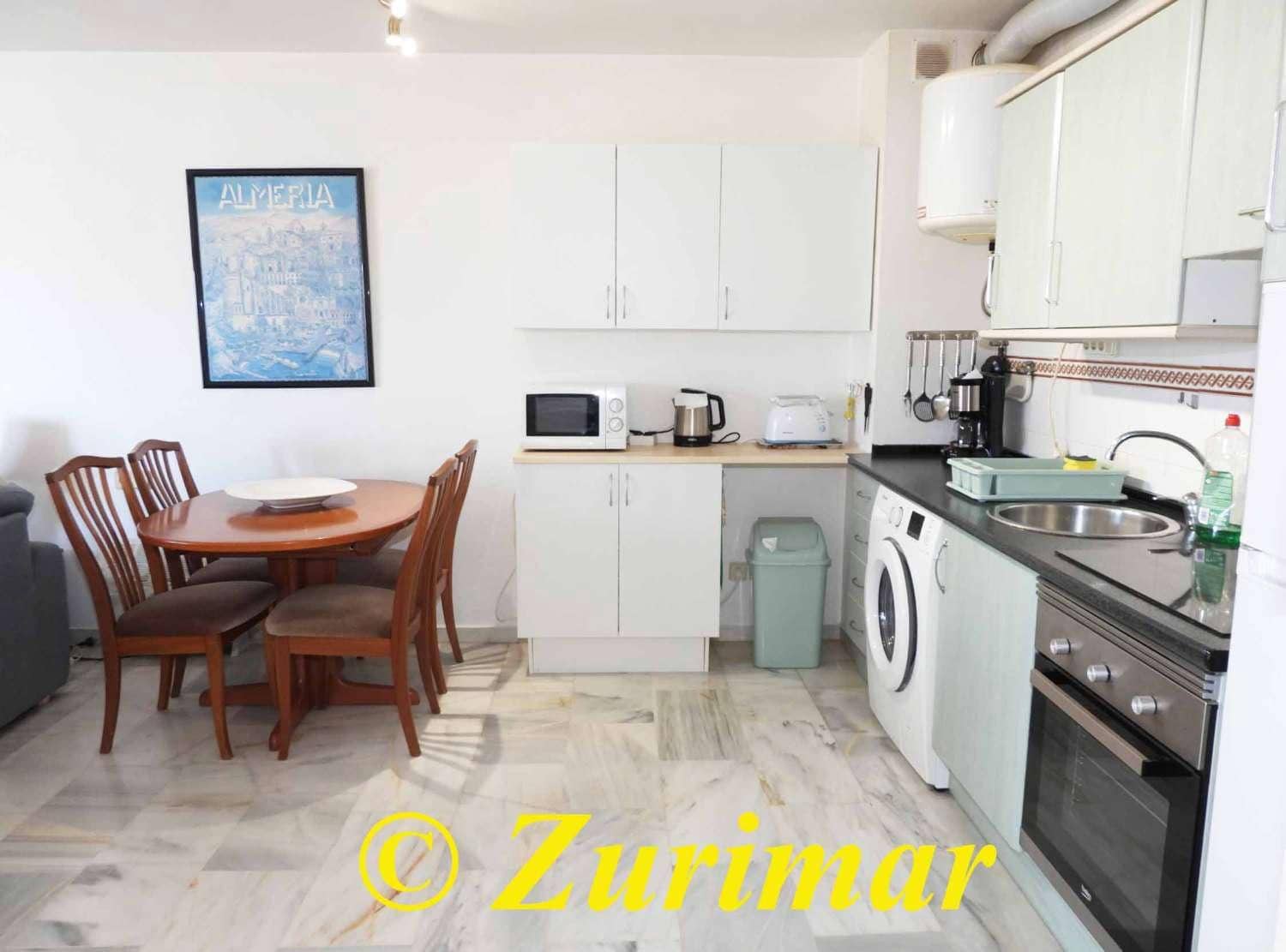 1 slaapkamer Appartement te koop in Roquetas de Mar met zwembad garage - € 135.000 (Ref: 9770870)