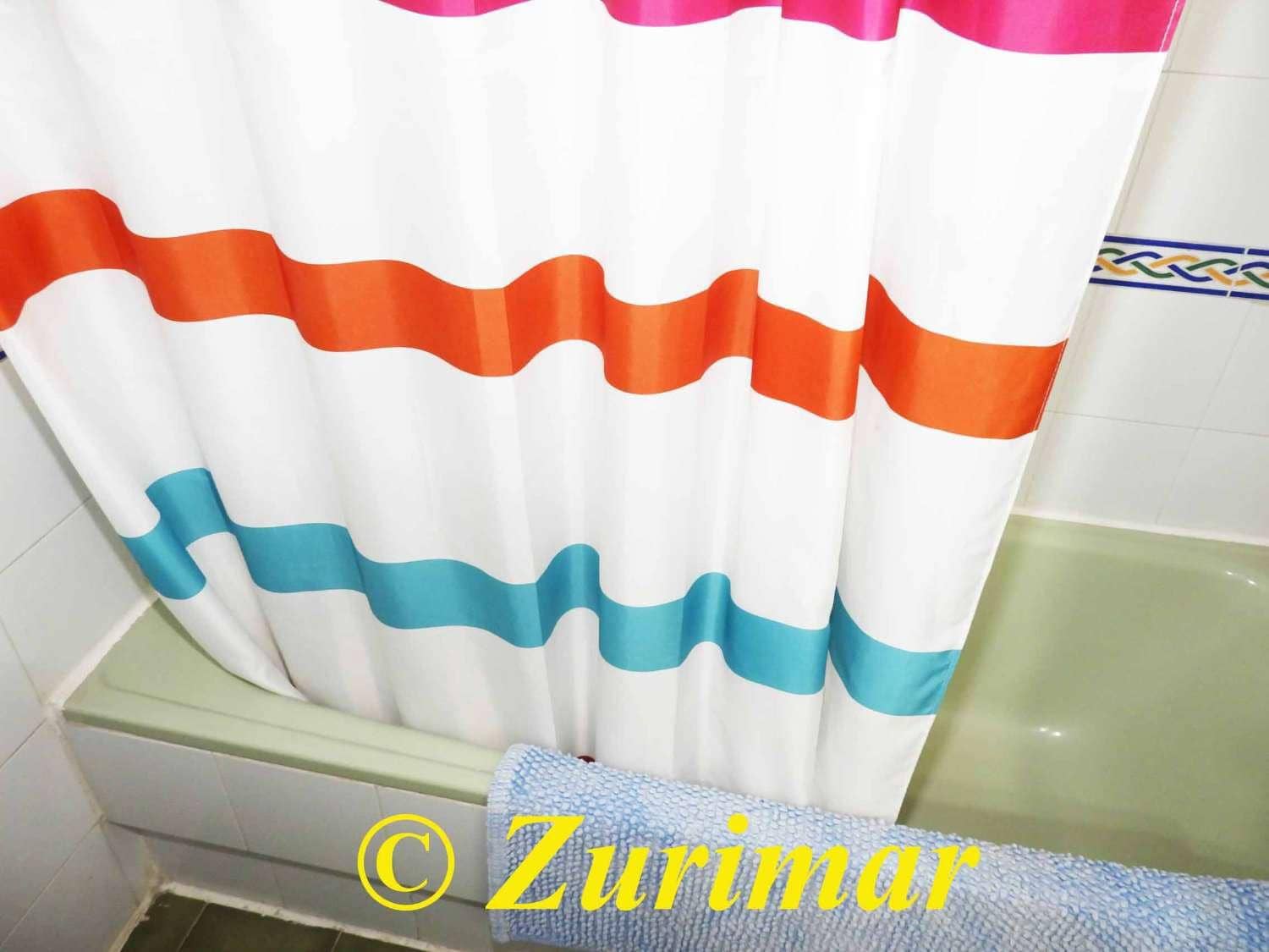 1 slaapkamer Appartement te koop in Roquetas de Mar met zwembad garage - € 135.000 (Ref: 9770870)