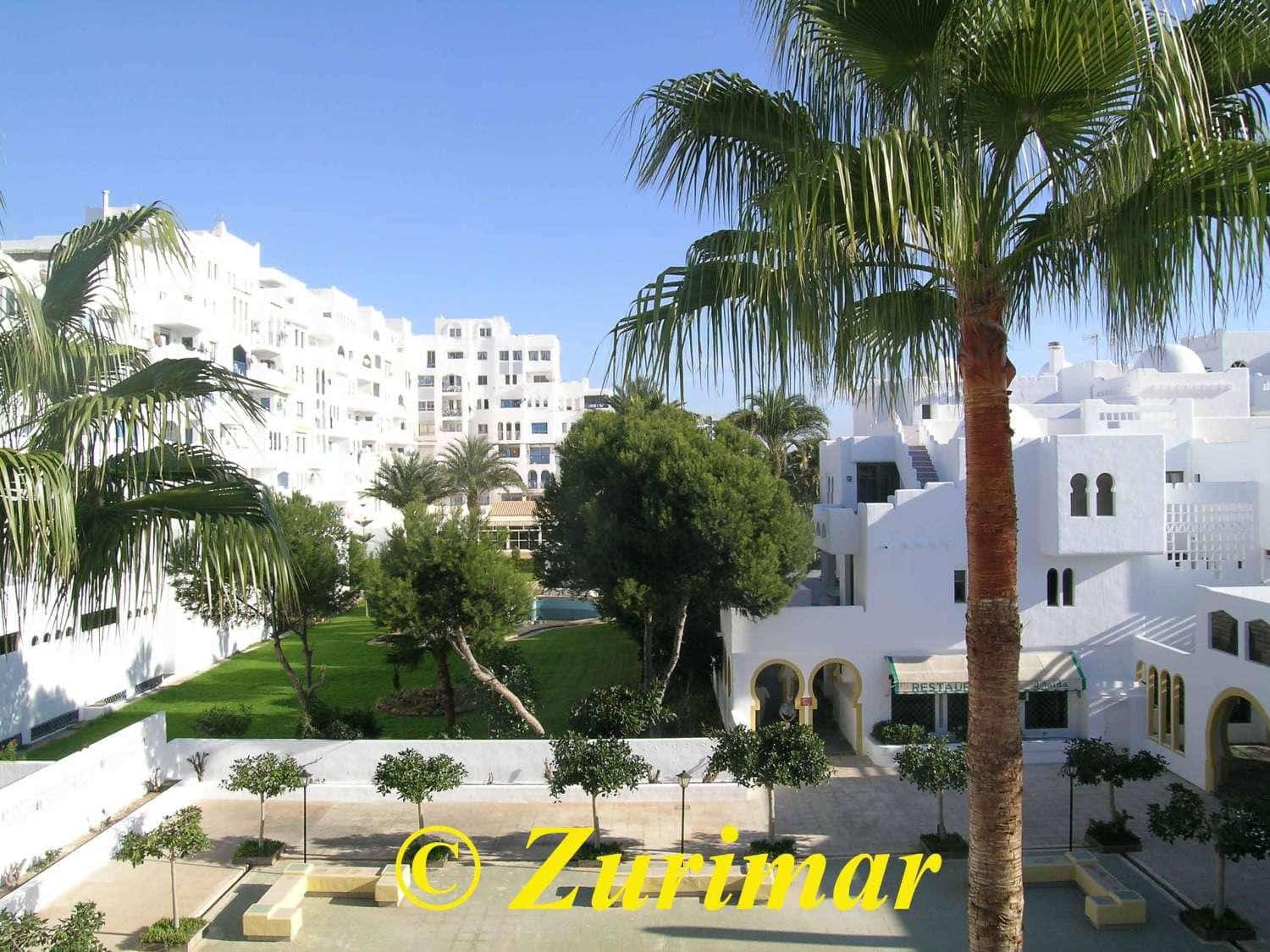 1 slaapkamer Appartement te koop in Roquetas de Mar met zwembad garage - € 135.000 (Ref: 9770870)