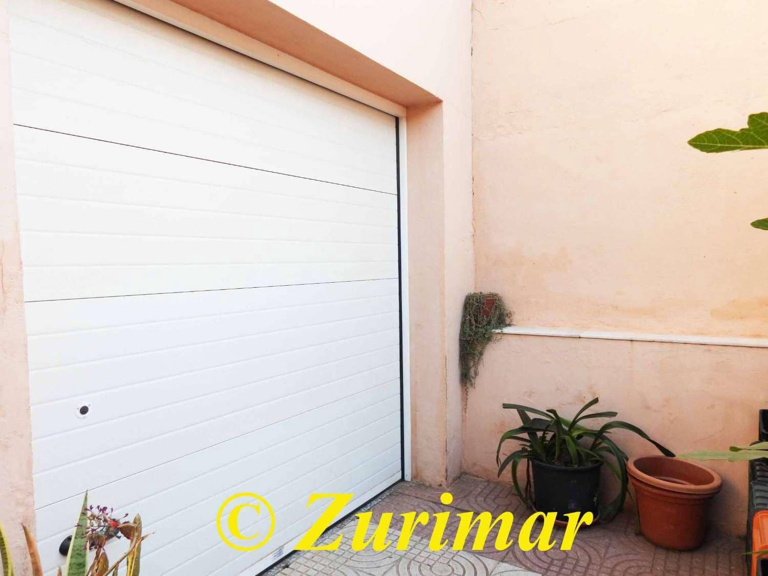 4 sovrum Lägenhet till salu i Roquetas de Mar med garage - 189 000 € (Ref: 9815438)