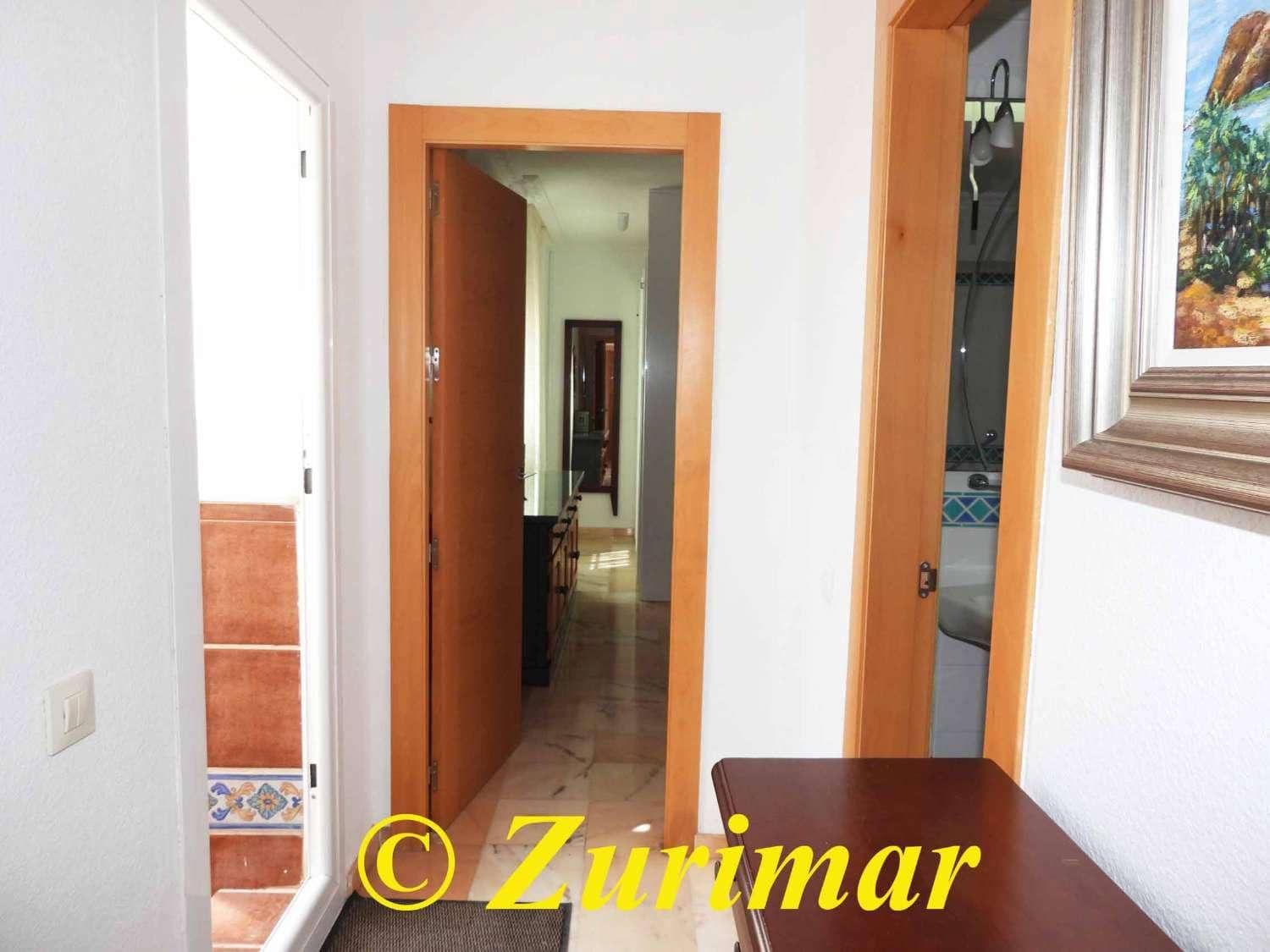2 bedroom Apartment for sale in Roquetas de Mar with pool - € 250,000 (Ref: 9863704)