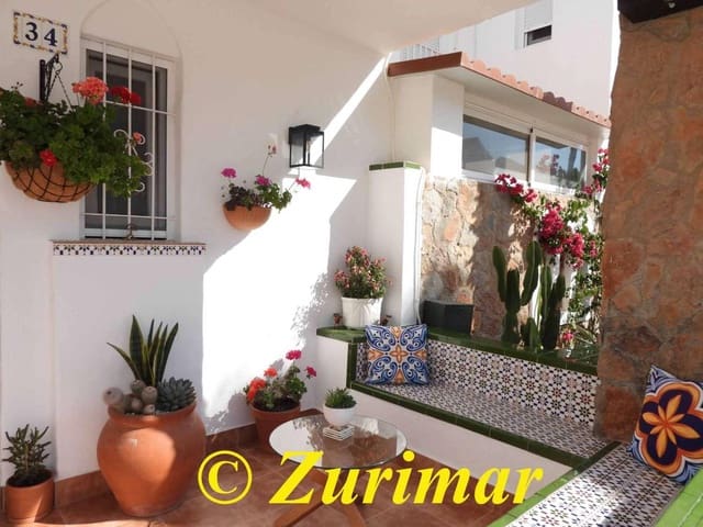 Apartamento de 3 habitaciones en Roquetas de Mar en venta con piscina - 310.000 € (Ref: 9902397)