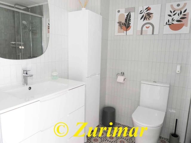 Apartamento de 3 habitaciones en Roquetas de Mar en venta con piscina - 310.000 € (Ref: 9902397)