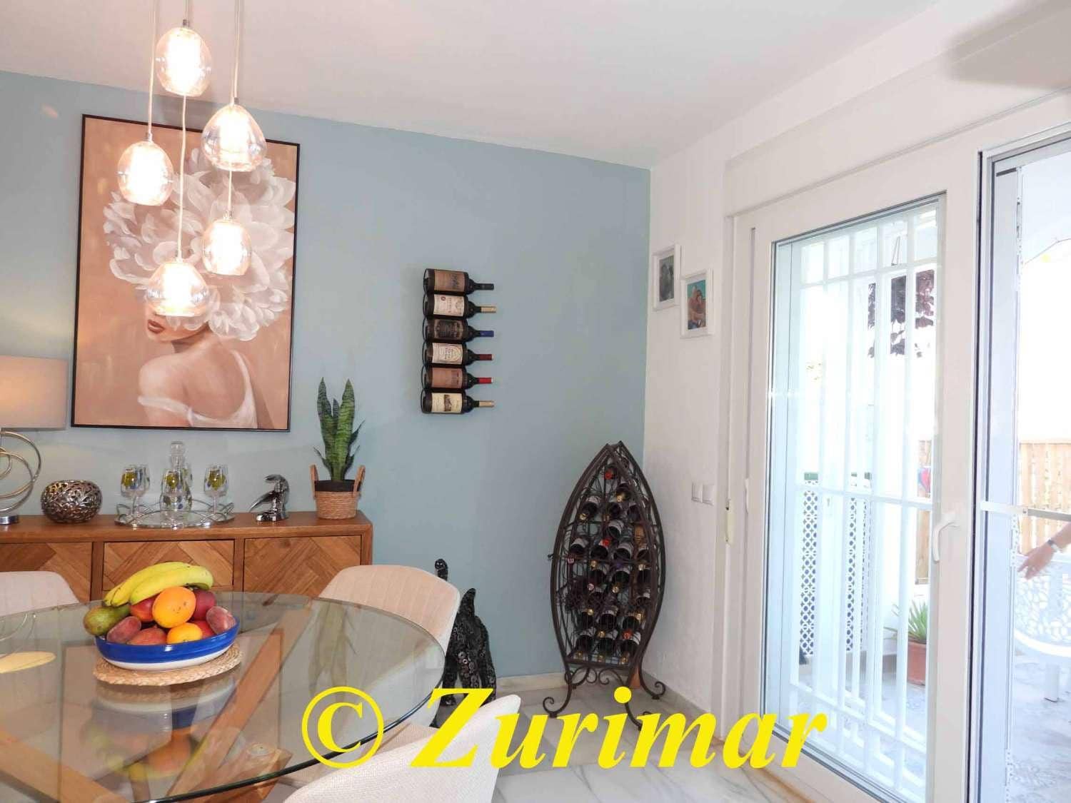 Apartamento de 3 habitaciones en Roquetas de Mar en venta con piscina - 310.000 € (Ref: 9902397)