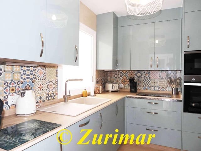 Apartamento de 3 habitaciones en Roquetas de Mar en venta con piscina - 310.000 € (Ref: 9902397)