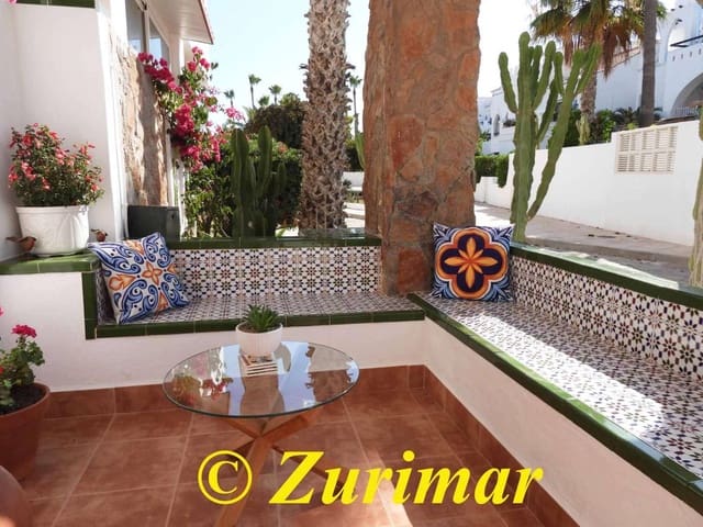Apartamento de 3 habitaciones en Roquetas de Mar en venta con piscina - 310.000 € (Ref: 9902397)