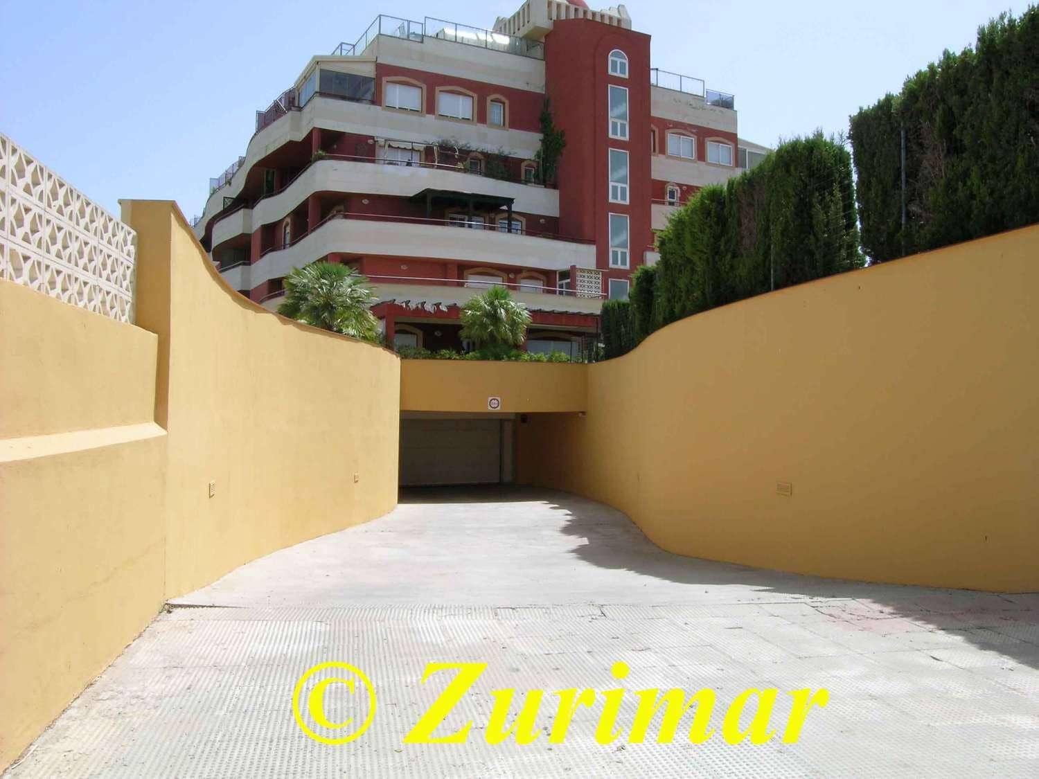 2 bedroom Apartment for sale in Roquetas de Mar with pool garage - € 120,000 (Ref: 9935446)