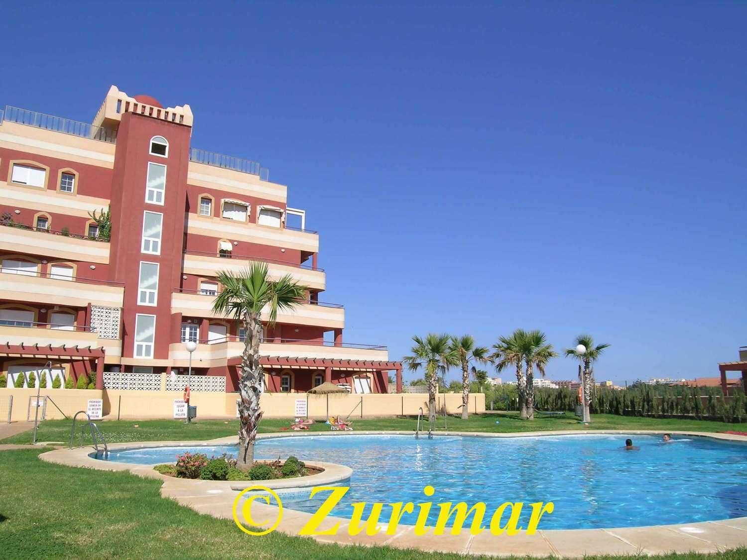 2 bedroom Apartment for sale in Roquetas de Mar with pool garage - € 120,000 (Ref: 9935446)