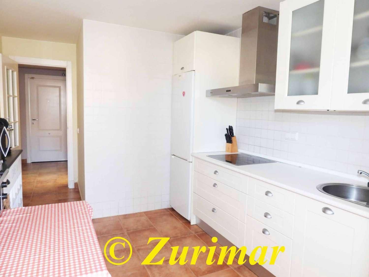 3 soverom Leilighet til salgs i Roquetas de Mar med svømmebasseng garasje - € 315 000 (Ref: 9938791)