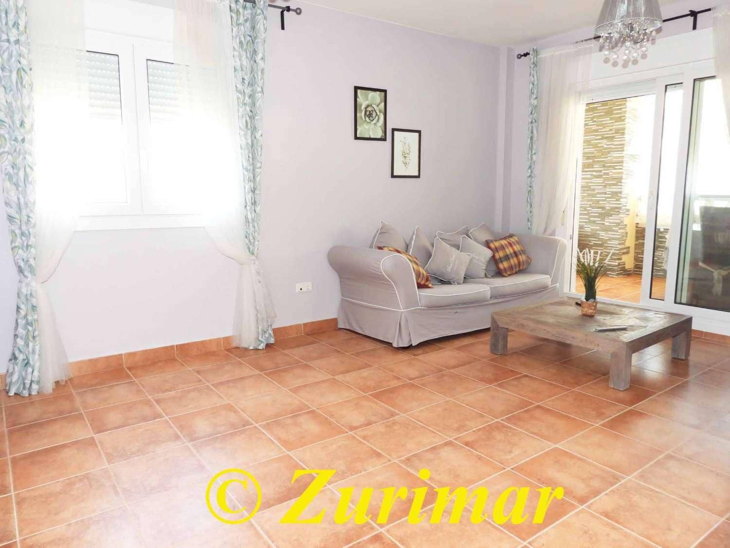 3 soverom Leilighet til salgs i Roquetas de Mar med svømmebasseng garasje - € 315 000 (Ref: 9938791)