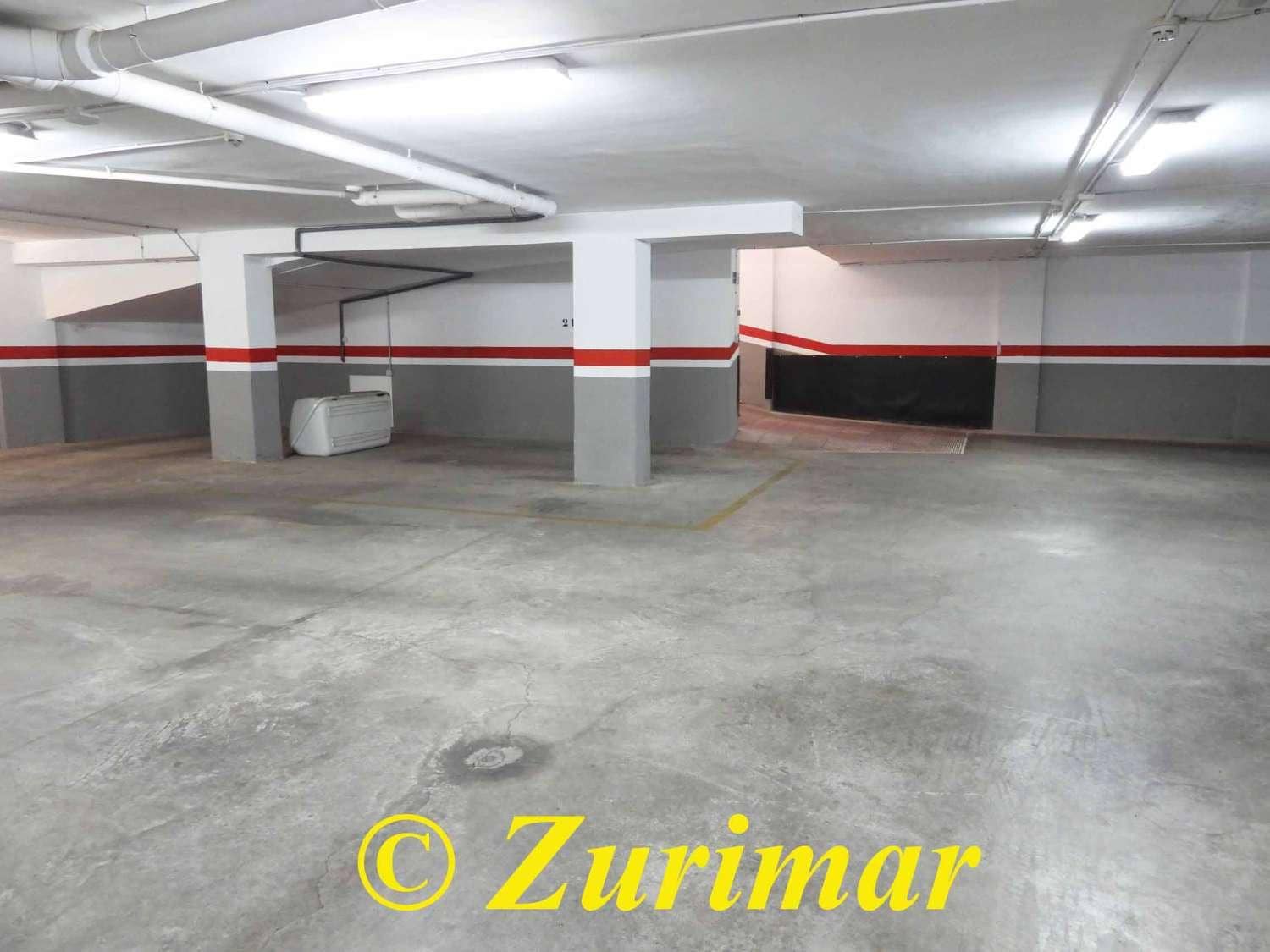 2 sovrum Lägenhet till salu i Roquetas de Mar med garage - 225 000 € (Ref: 9943185)