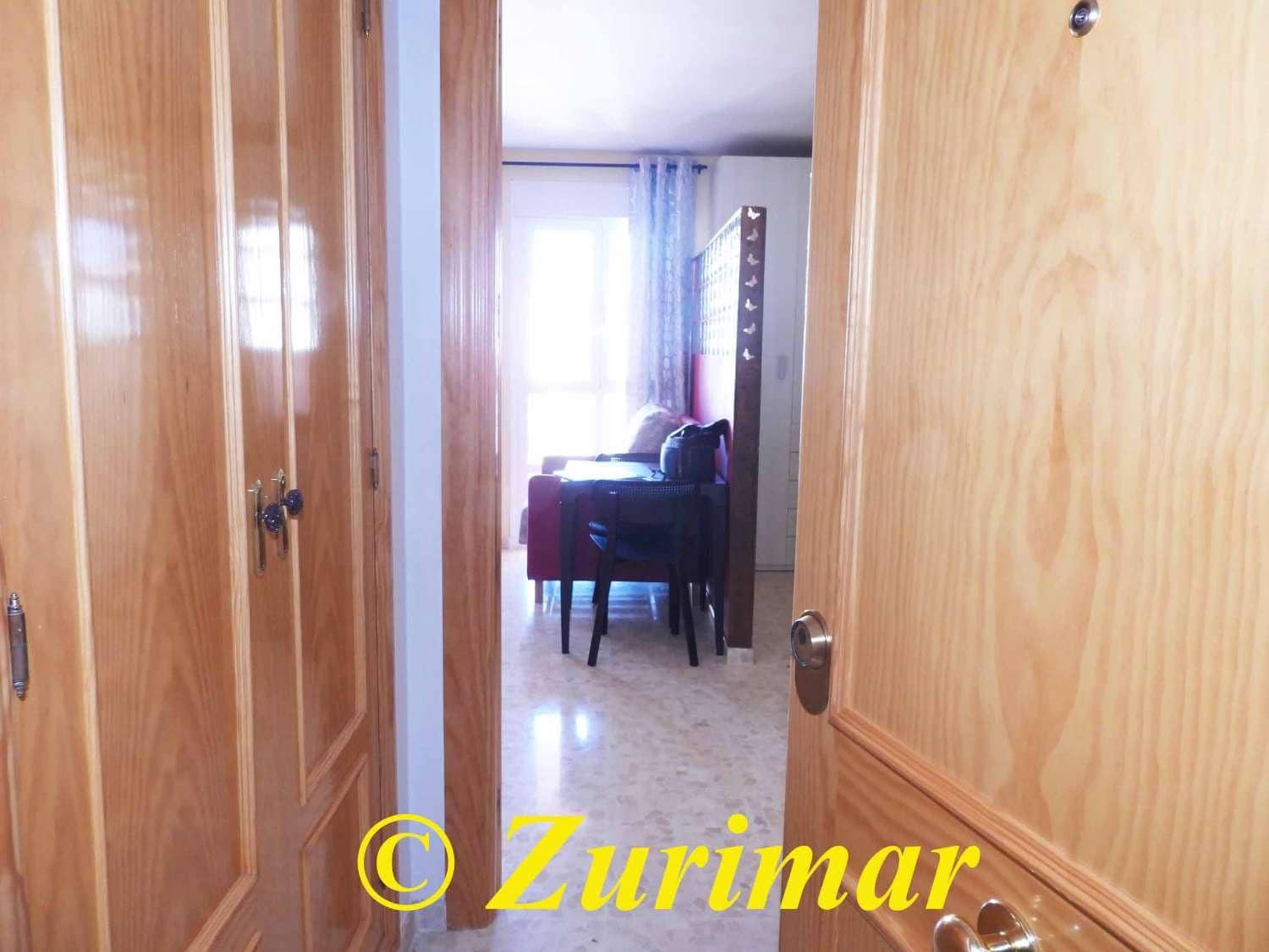 Monolocale in vendita in Roquetas de Mar con piscina - 139.700 € (Rif: 9949081)