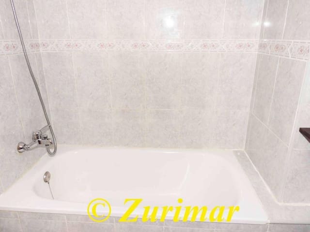 Monolocale in vendita in Roquetas de Mar con piscina - 139.700 € (Rif: 9949081)