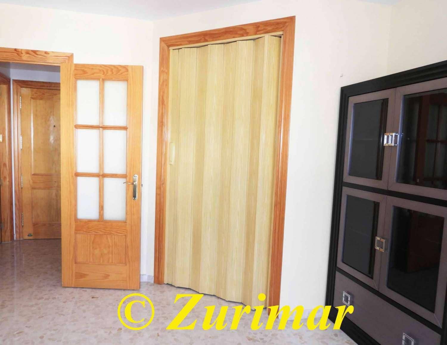 Monolocale in vendita in Roquetas de Mar con piscina - 139.700 € (Rif: 9949081)