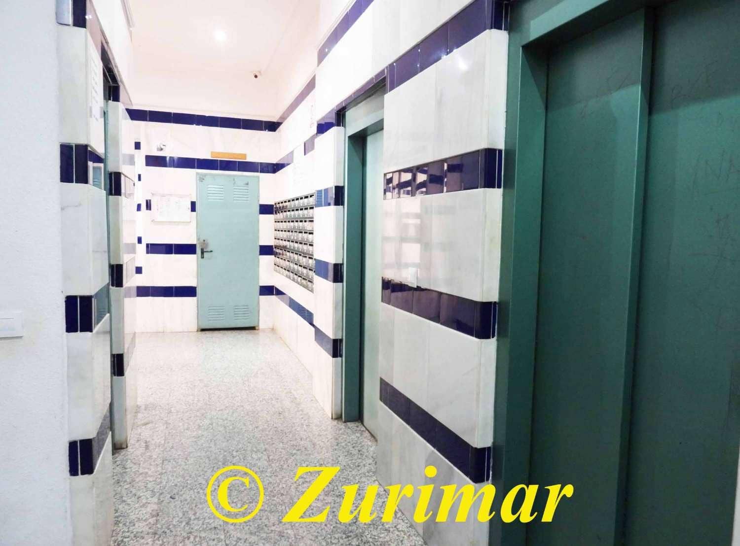 Monolocale in vendita in Roquetas de Mar con piscina - 139.700 € (Rif: 9949081)