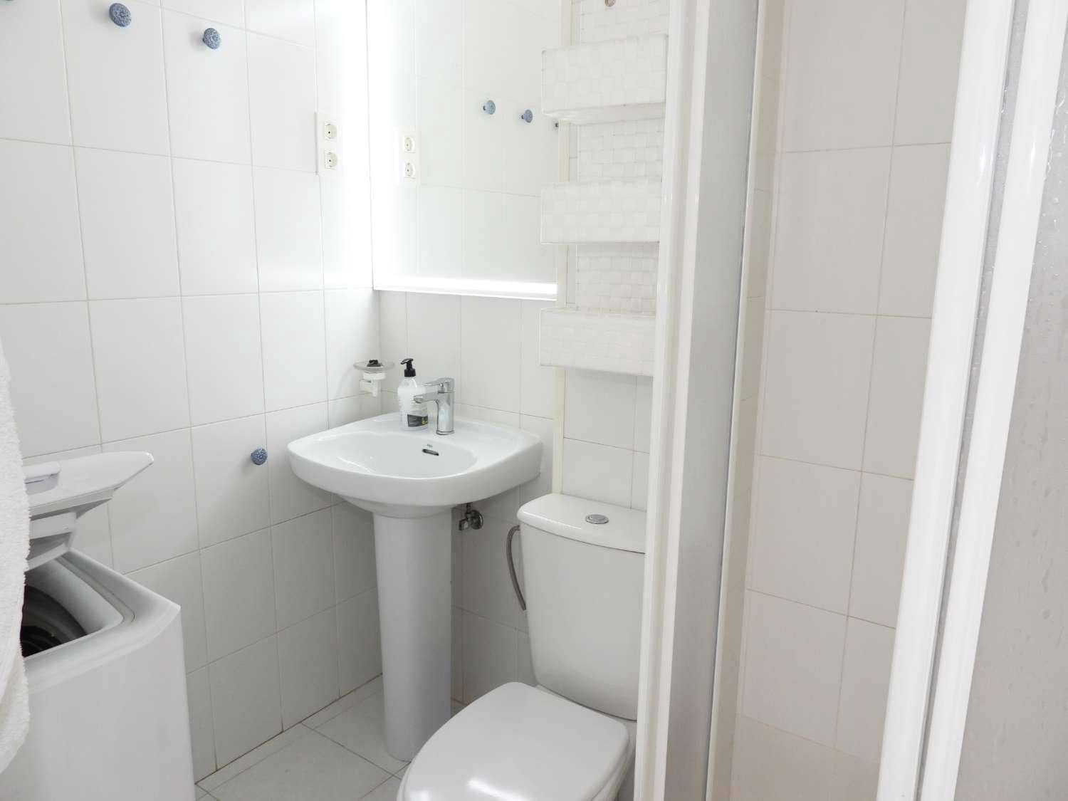 1 bedroom Apartment for sale in Roquetas de Mar with pool - € 144,900 (Ref: 9986304)