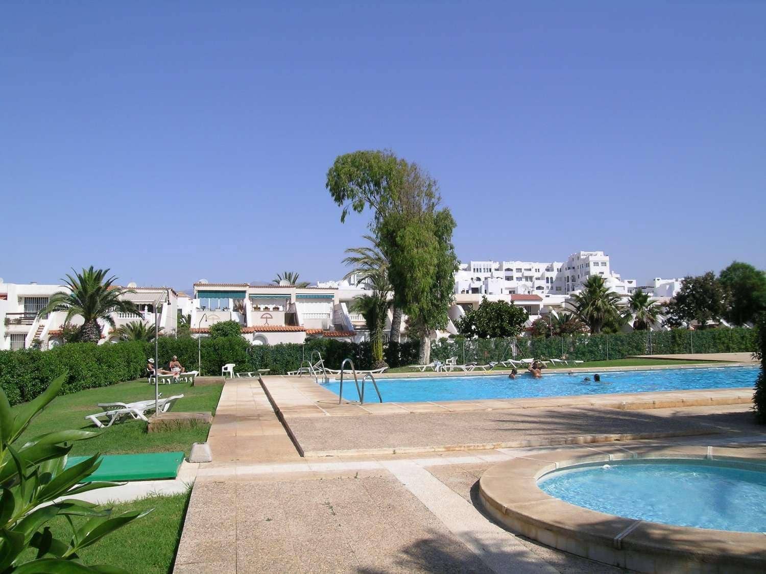 1 bedroom Apartment for sale in Roquetas de Mar with pool - € 144,900 (Ref: 9986304)