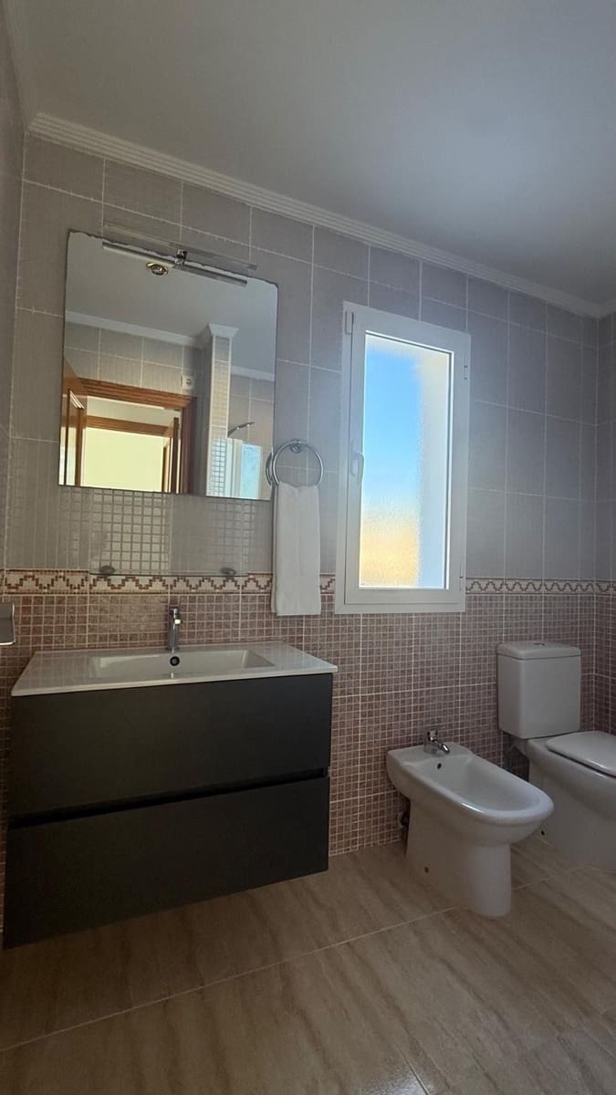 3 sovrum Semi-fristående Villa till salu i Calpe / Calp - 380 000 € (Ref: 9488139)