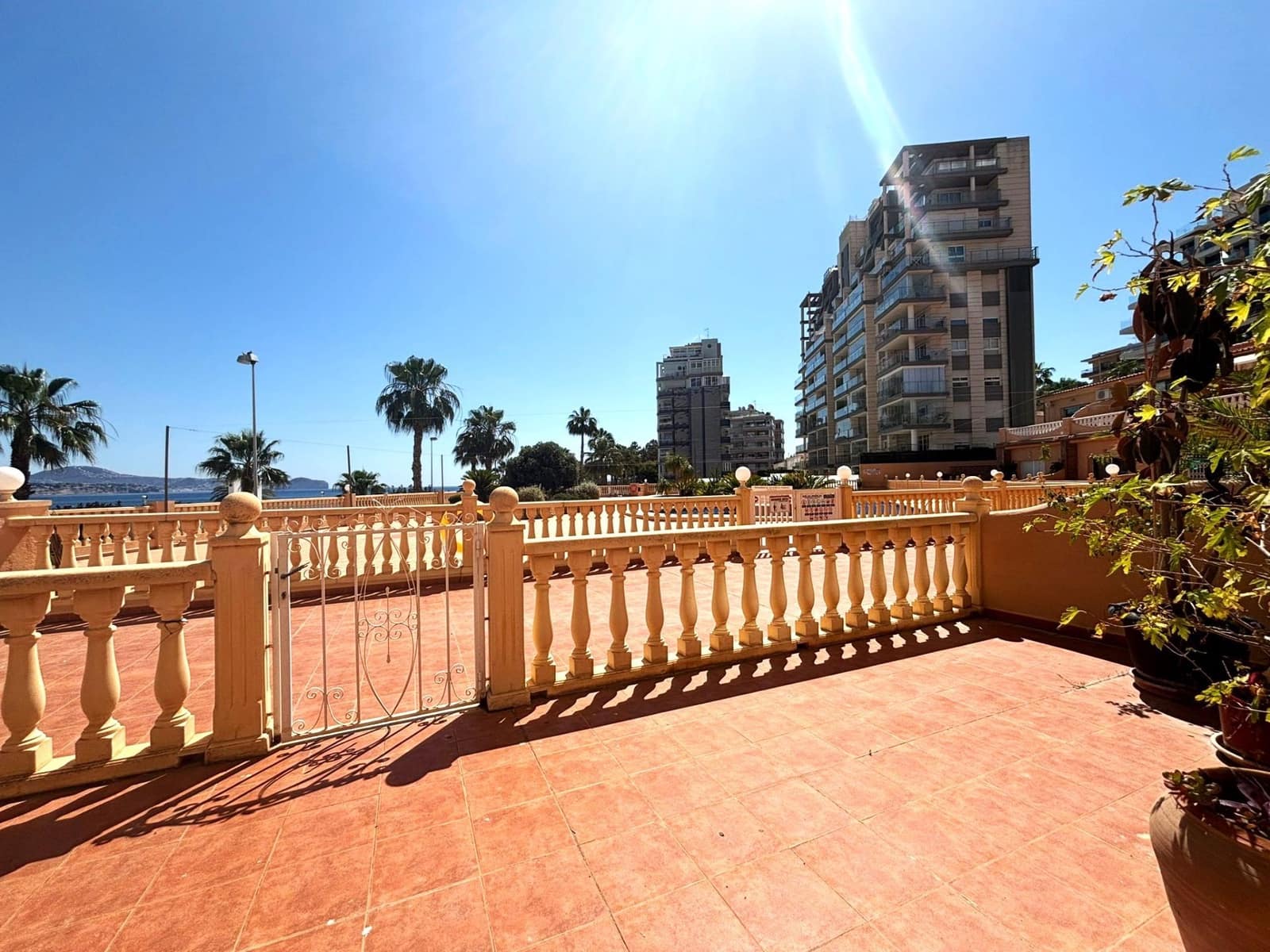 4 bedroom Apartment for sale in Calpe / Calp with pool garage - € 315,000 (Ref: 9488140)