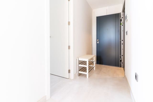 3 bedroom Apartment for sale in Benidorm - € 699,000 (Ref: 9488143)