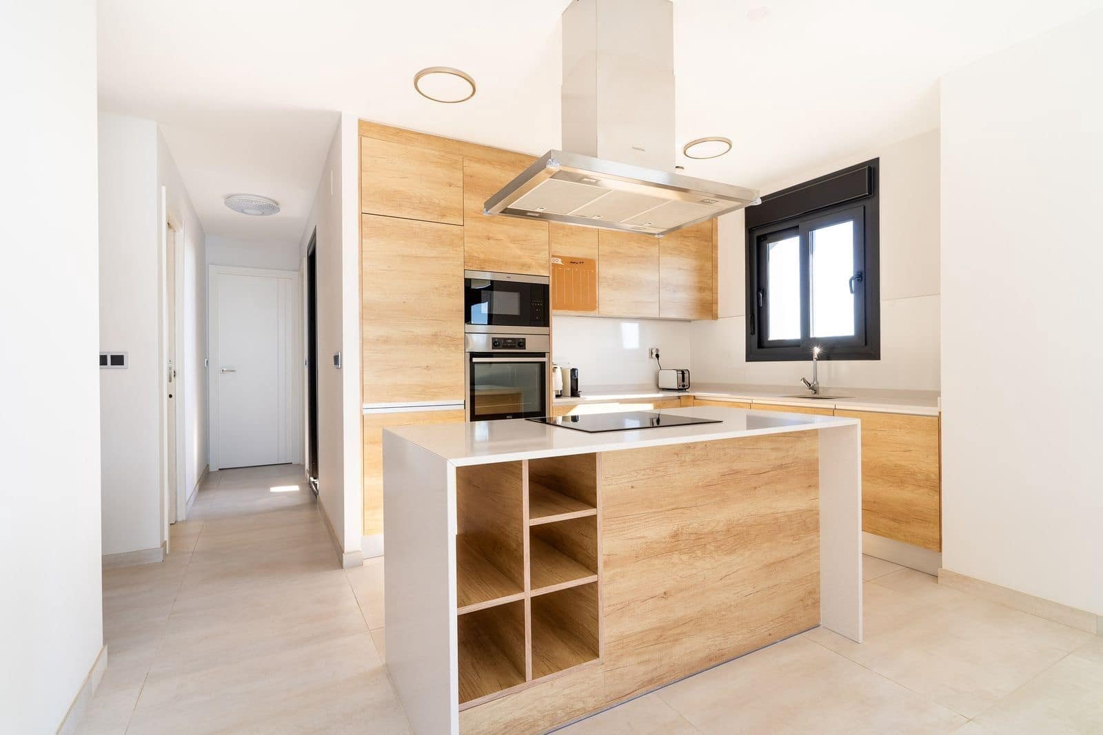 3 bedroom Apartment for sale in Benidorm - € 699,000 (Ref: 9488143)