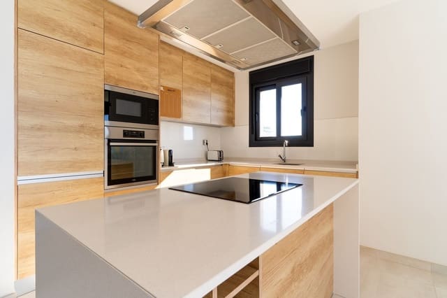 3 bedroom Apartment for sale in Benidorm - € 699,000 (Ref: 9488143)