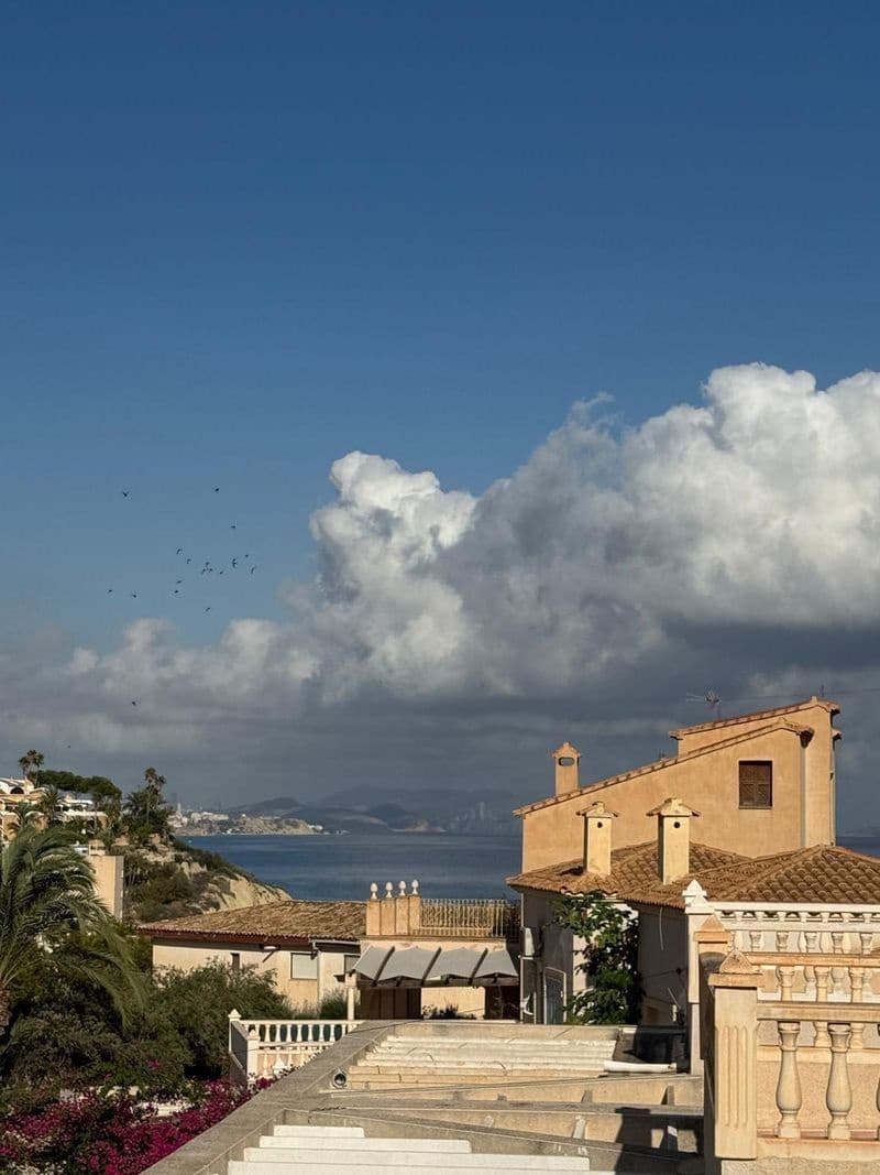 3 bedroom Villa for sale in Alicante / Alacant city - € 555,000 (Ref: 9488144)