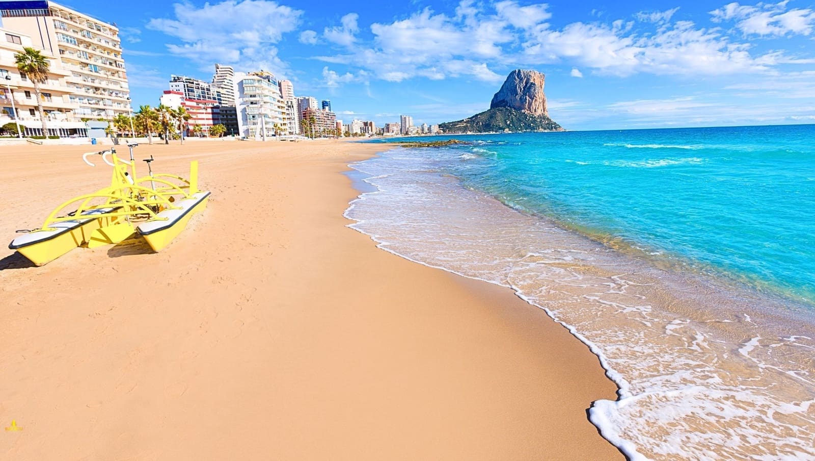2 bedroom Flat for sale in Calpe / Calp - € 375,000 (Ref: 9488148)