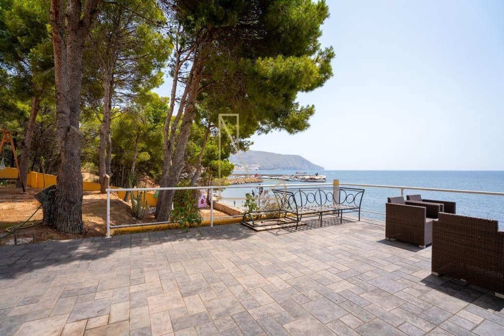 5 bedroom Villa for sale in Altea - € 7,250,000 (Ref: 9488151)
