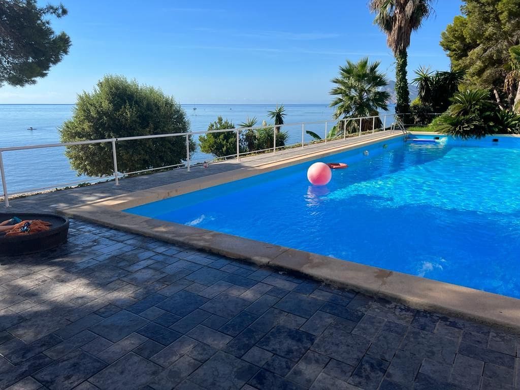 5 bedroom Villa for sale in Altea - € 7,250,000 (Ref: 9488151)