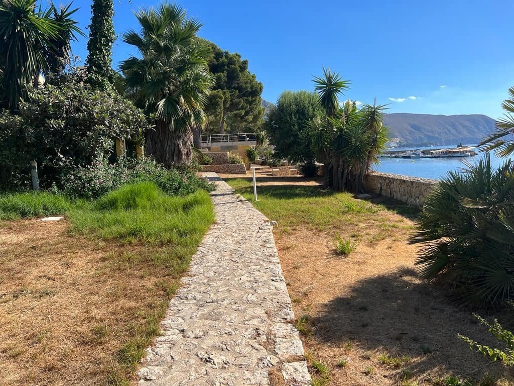 5 bedroom Villa for sale in Altea - € 7,250,000 (Ref: 9488151)