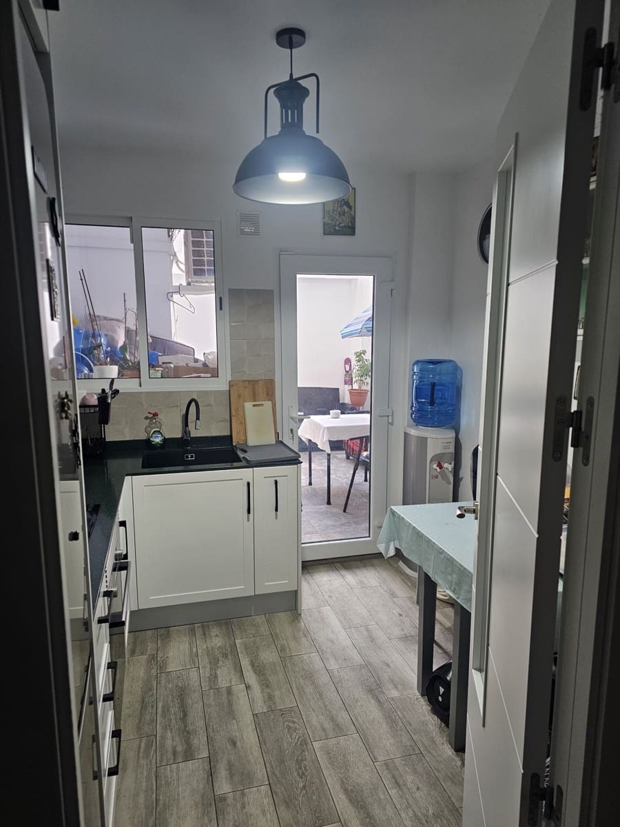 3 bedroom Apartment for sale in Calpe / Calp - € 265,000 (Ref: 9488159)