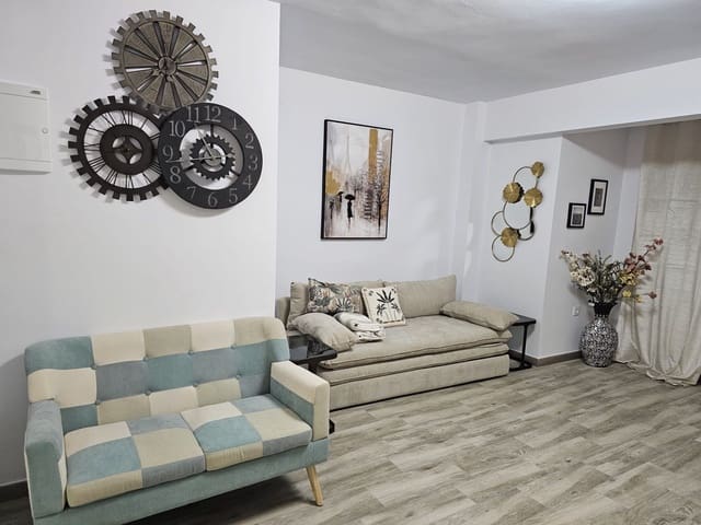 3 bedroom Apartment for sale in Calpe / Calp - € 265,000 (Ref: 9488159)