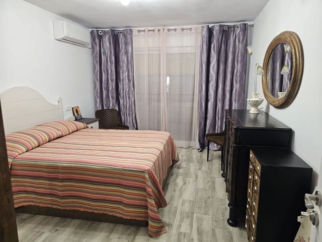 3 bedroom Apartment for sale in Calpe / Calp - € 265,000 (Ref: 9488159)