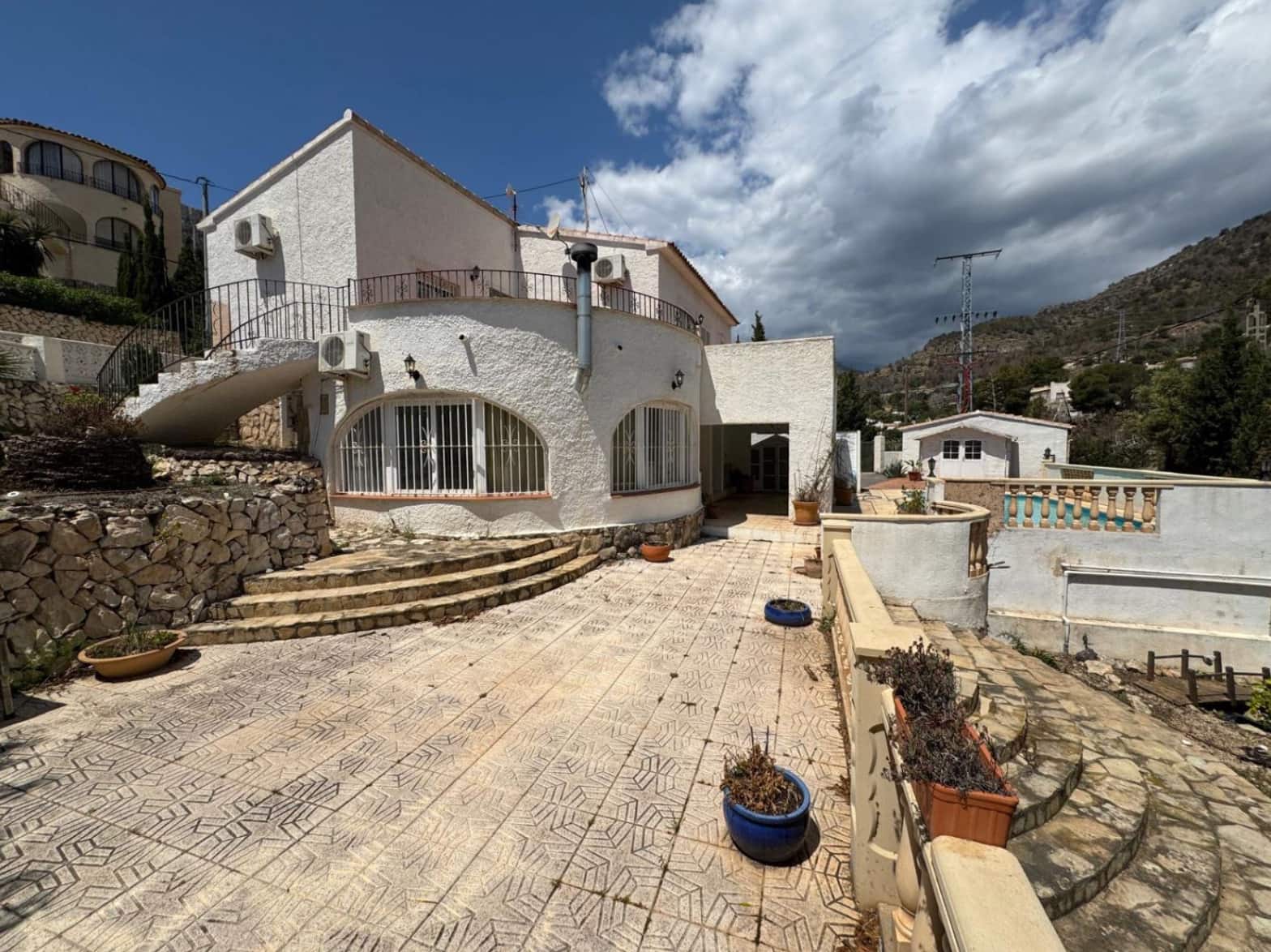 4 bedroom Villa for sale in Calpe / Calp - € 410,000 (Ref: 9494247)