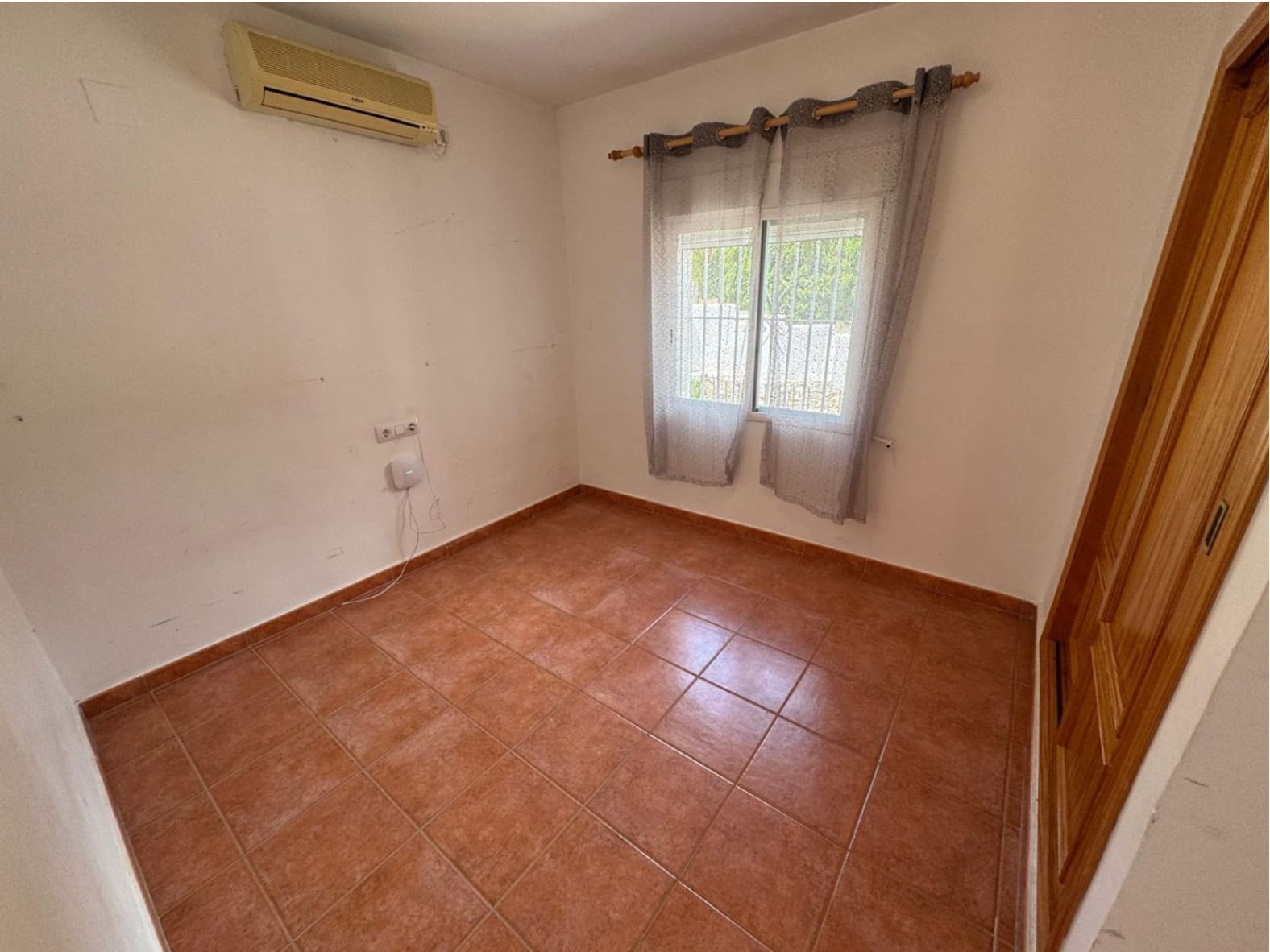 4 bedroom Villa for sale in Calpe / Calp - € 410,000 (Ref: 9494247)