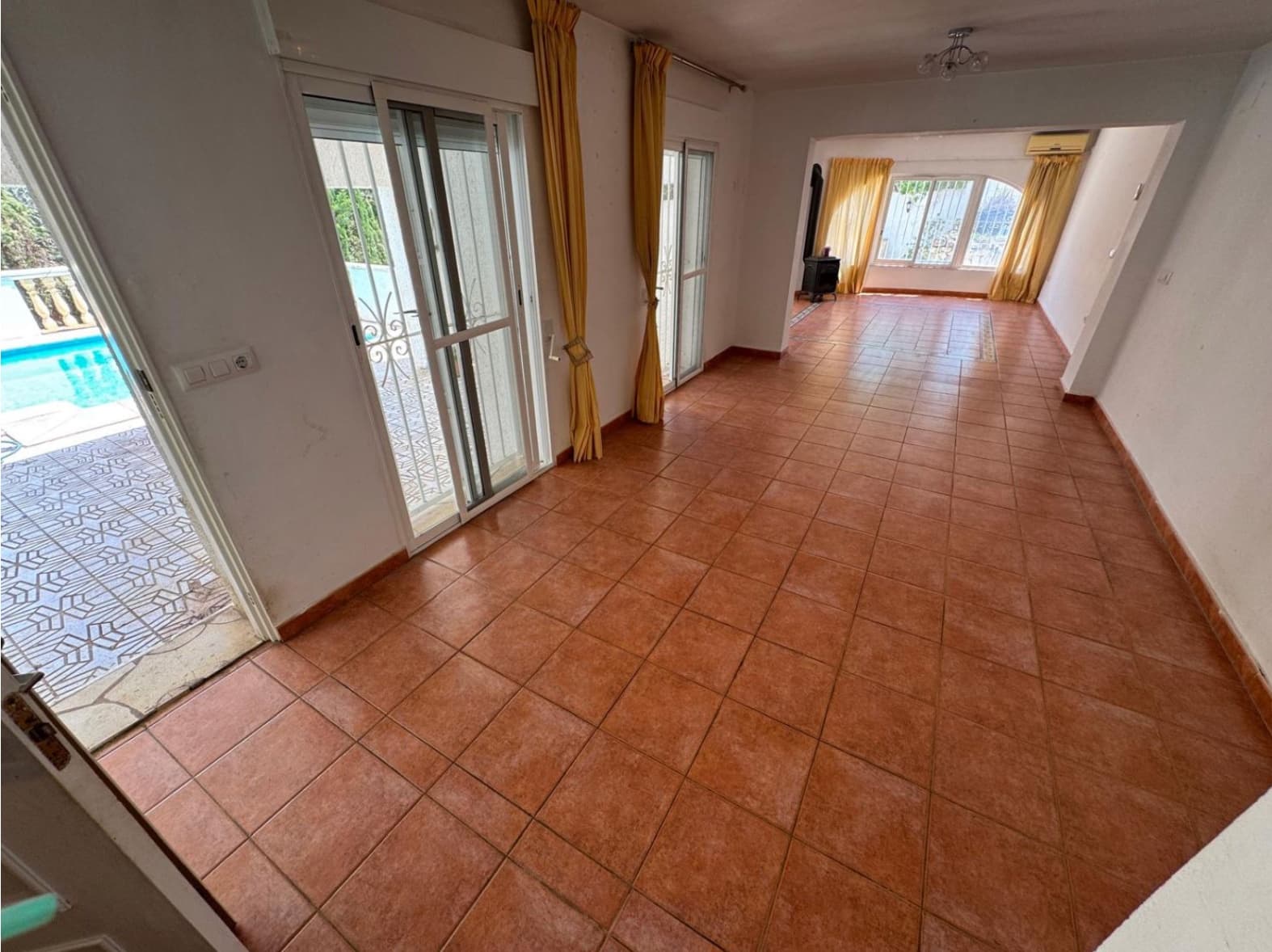 4 bedroom Villa for sale in Calpe / Calp - € 410,000 (Ref: 9494247)