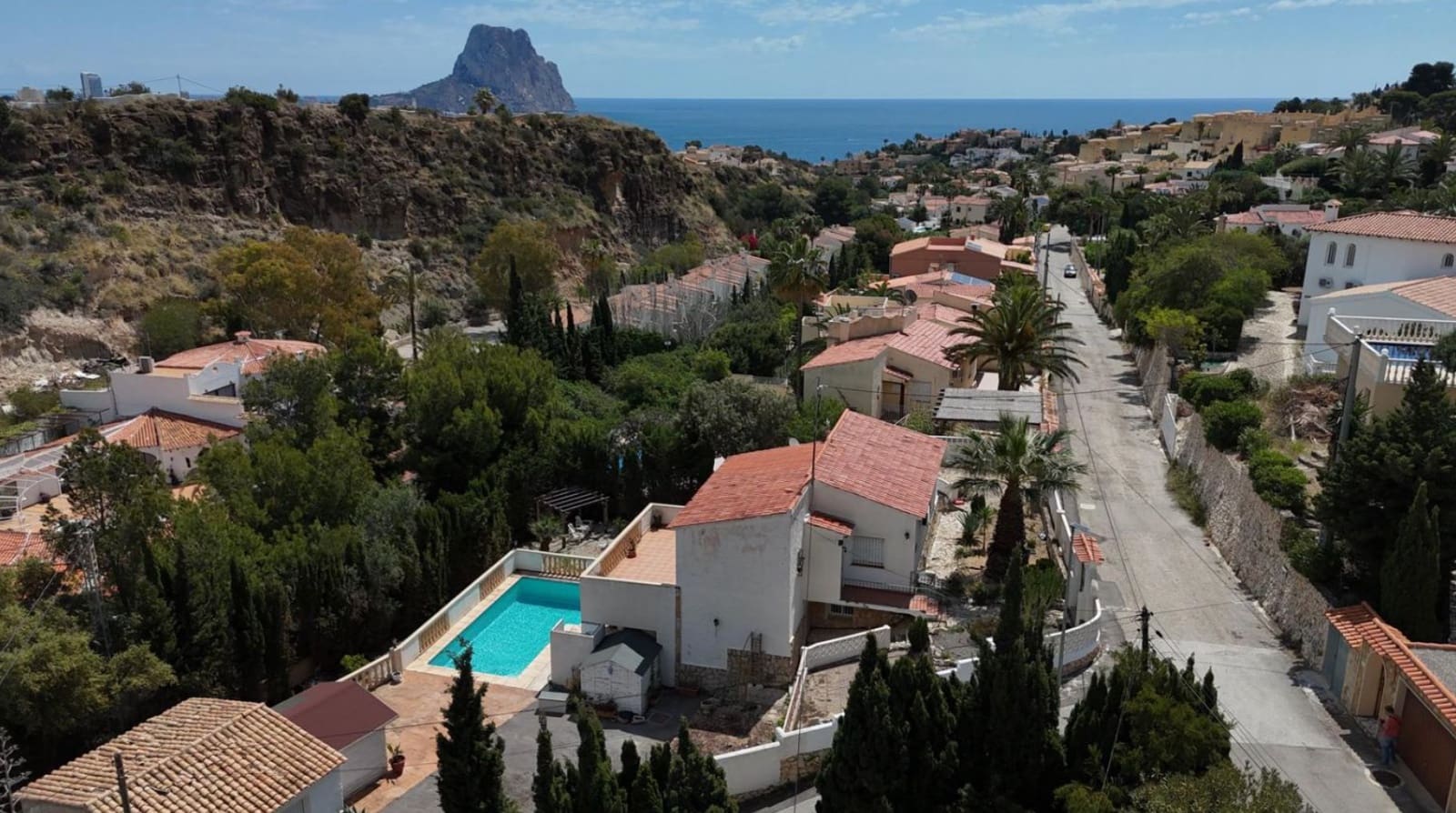 4 bedroom Villa for sale in Calpe / Calp - € 410,000 (Ref: 9494247)