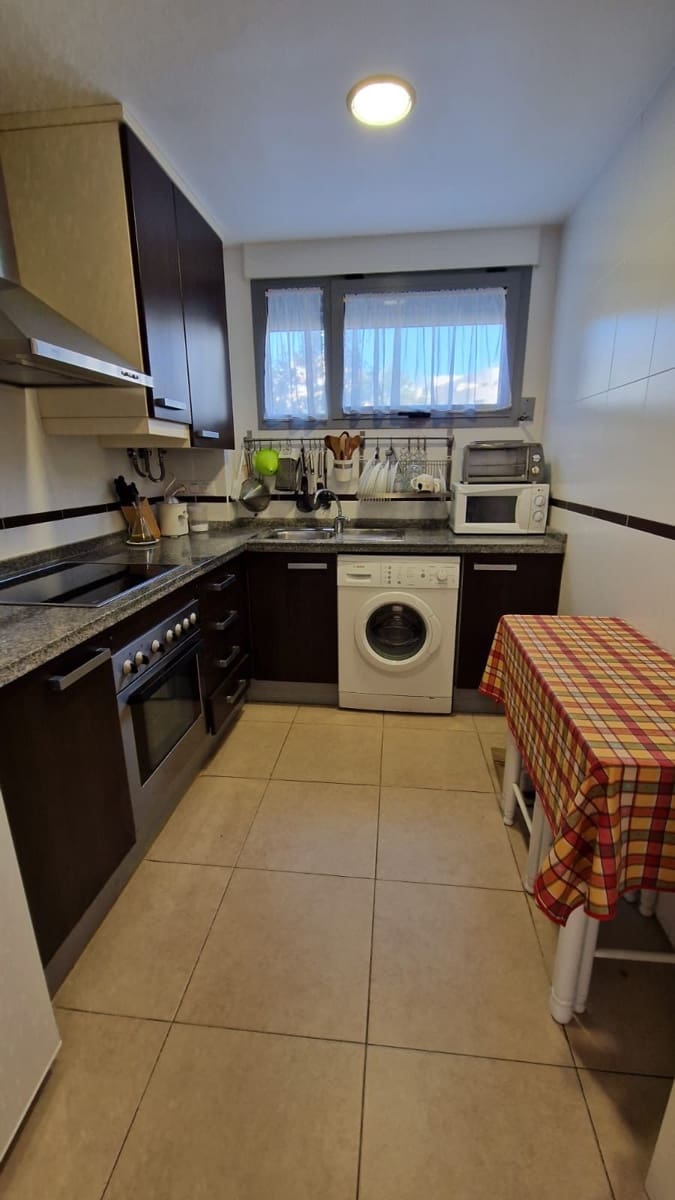 2 bedroom Apartment for sale in Calpe / Calp - € 335,000 (Ref: 9494248)