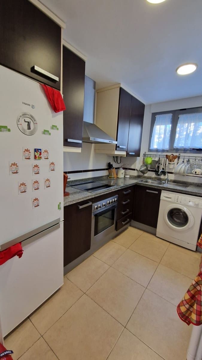 2 bedroom Apartment for sale in Calpe / Calp - € 335,000 (Ref: 9494248)